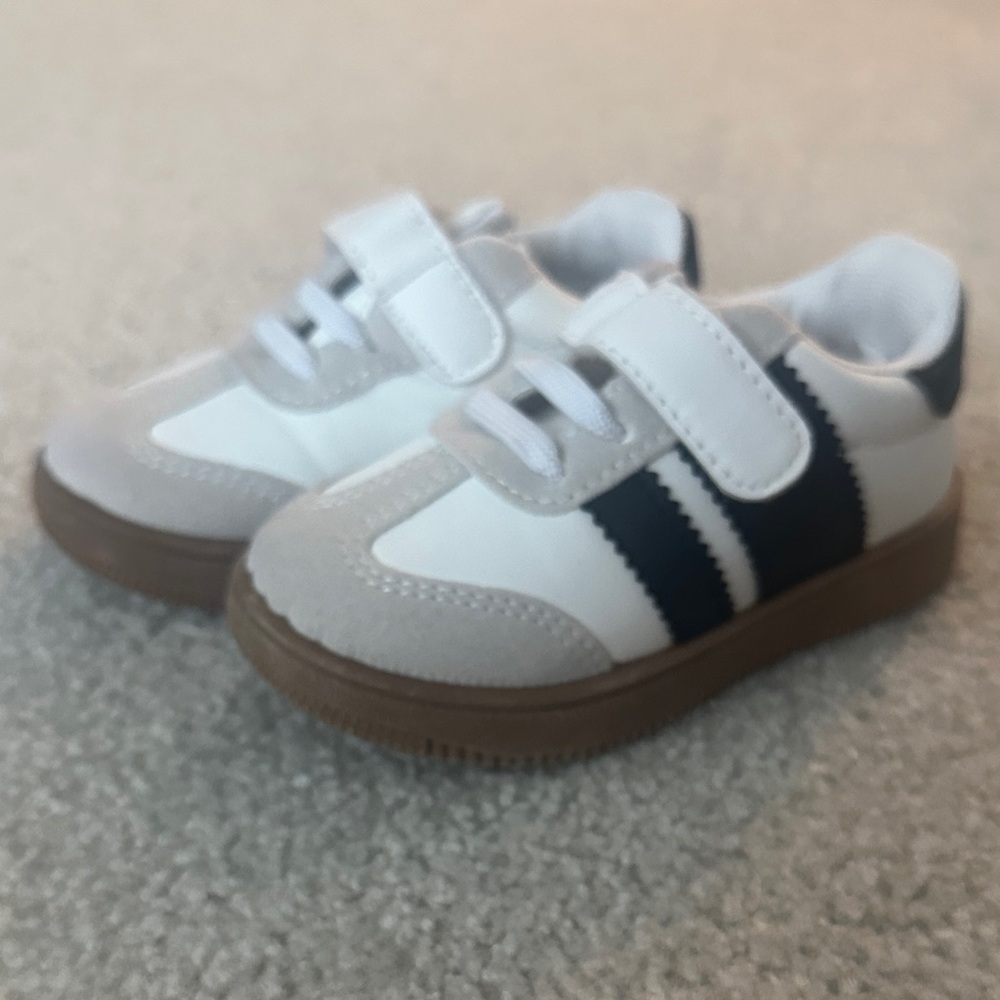 Josmo Baby Shoes - Baby Sneakers - Size: 5 - Color: White / Black / Gray